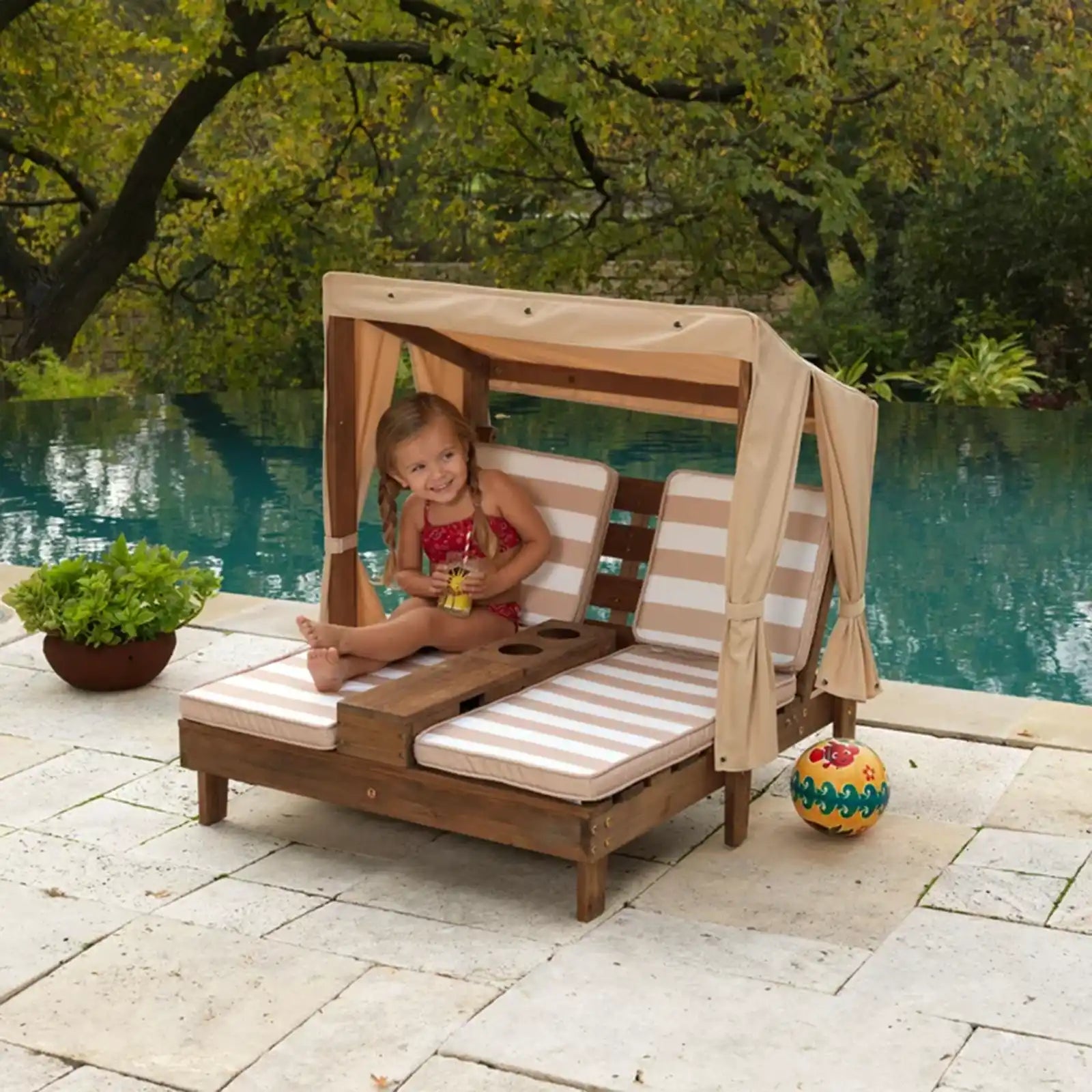 Chaise Lounge doble de madera para exteriores para niños, portavasos