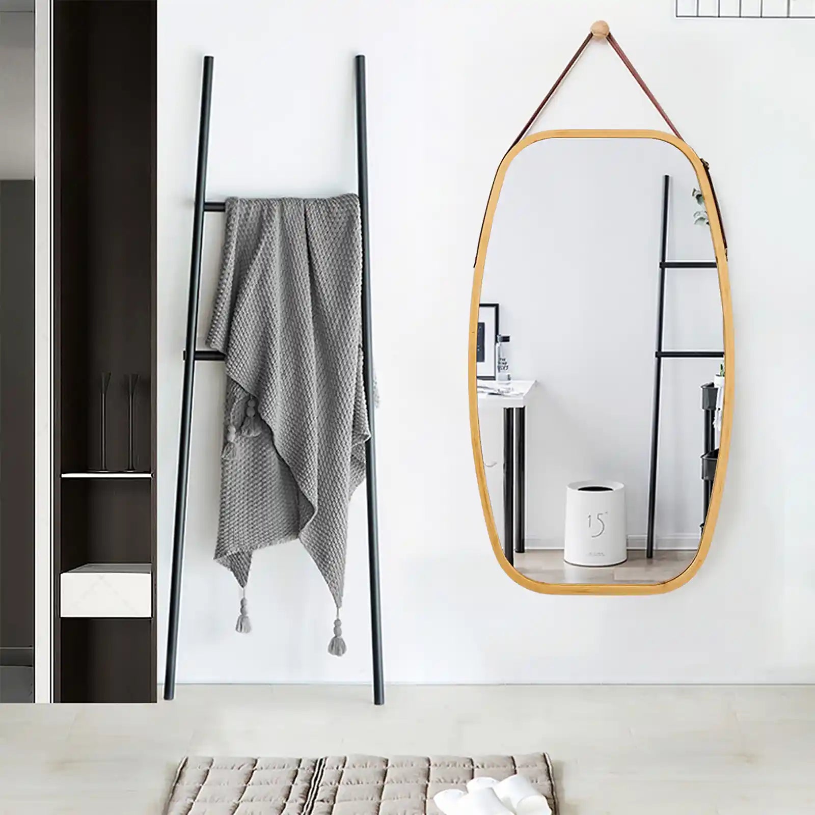 Espejo enmarcado rectangular moderno para colgar en la pared con correa de piel sintética para baño